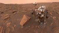 火星上的NASA漫游者发现了一团气体，暗示了生命的可能性