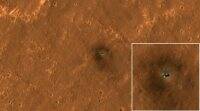 NASA的火星轨道器捕获了 “红色星球” 上的InSight着陆器和好奇号火星车