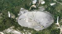詹姆斯·邦德电影《倒塌》中的巨型波多黎各望远镜