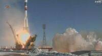 无人驾驶的俄罗斯进步66号火箭与国际空间站对接