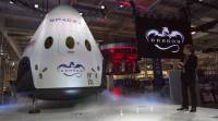 埃隆·马斯克糖果：SpaceX明年将带游客环游月球