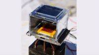 科学家开发了太阳能收割机，可以从干燥的空气中提取水