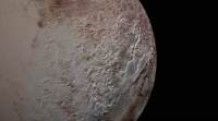 科学家解码冥王星的 “刀片地形” 之谜