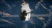 SpaceX的 “龙” 太空舱通过圣诞节前的运输回到国际空间站