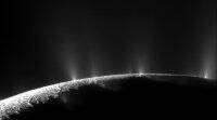 卡西尼号从土星的卫星中发现了复杂的有机分子