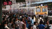如何使用UTS应用无需排队即可购买孟买本地火车电子车票