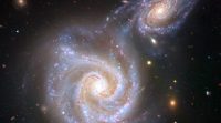 与 “香肠” 星系的宇宙碰撞重塑了银河系