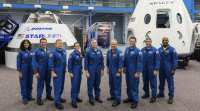 SpaceX的首次亮相，波音乘员舱直到明年: NASA