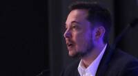 埃隆·马斯克 (Elon Musk) 的SpaceX成功将火箭降落在加利福尼亚基地