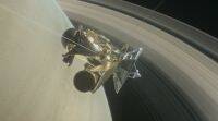 NASA的卡西尼号完成了土星环之间的首次潜水