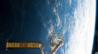 NASA在ISS上测试了滚动太阳能电池板